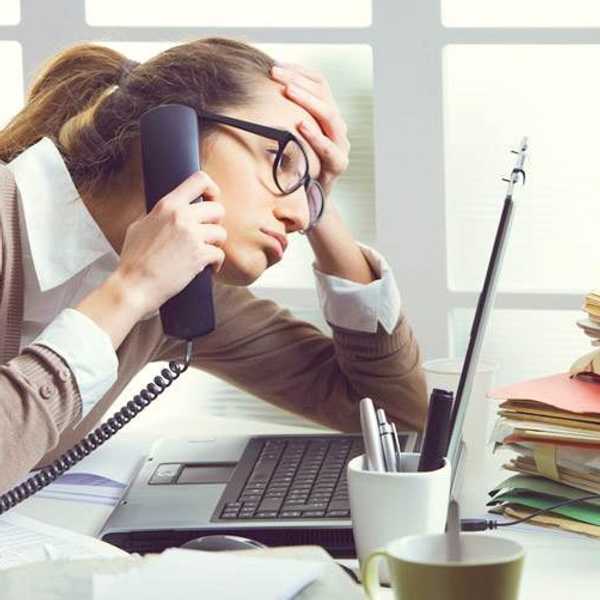 15 Thoughts You Have at Your Summer Job