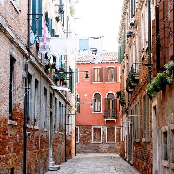 14 Reasons Why Studying Abroad Is Not Cliché