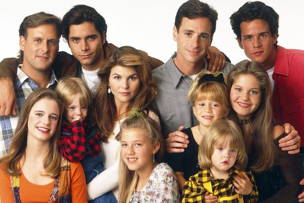 Netflix Releases Trailer For 'Fuller House'