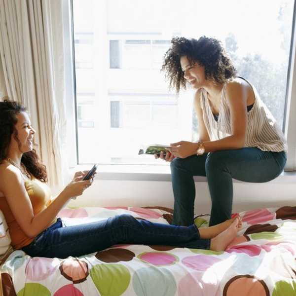 Why Your Freshman Year Roommate Is The Best