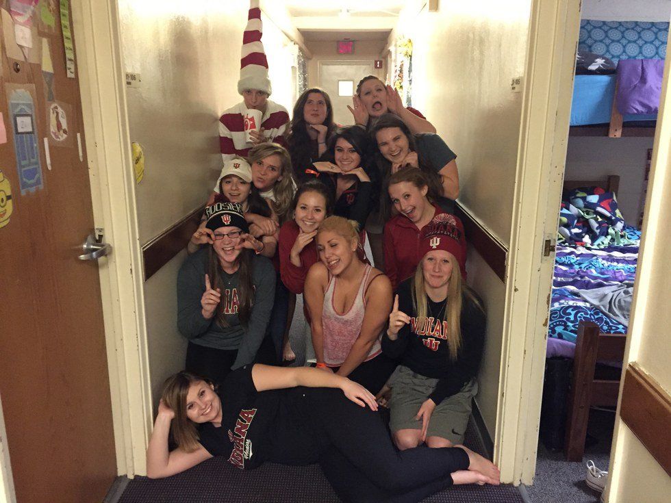 What Living On An All Girls Floor Is Really Like