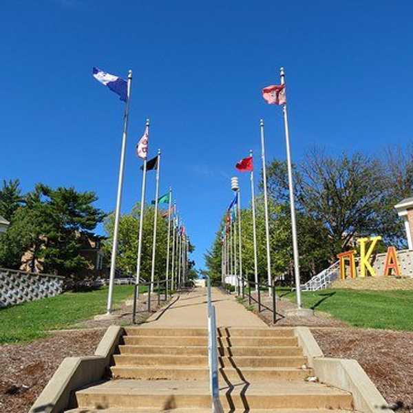 Why It's Okay To Not Go Greek