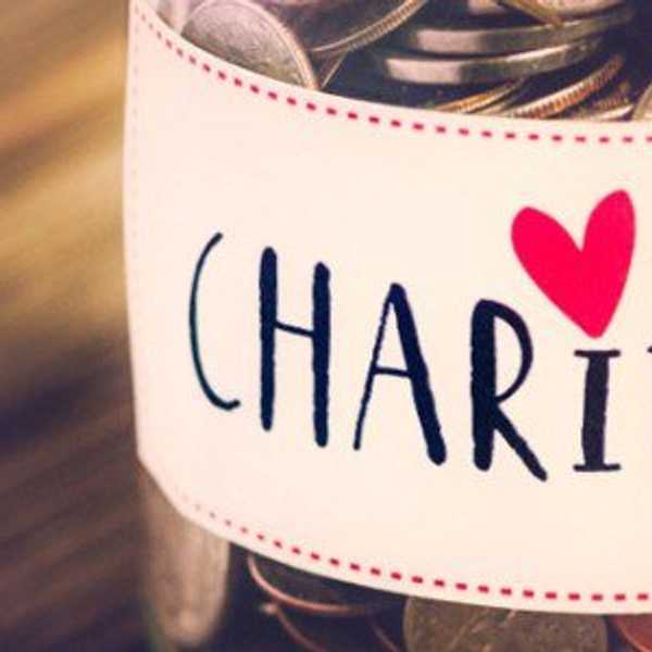 21 Ways To Give Back During The Holidays