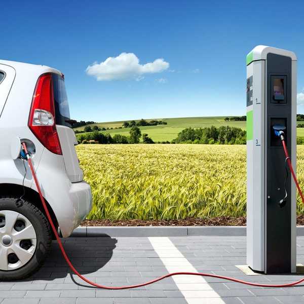 Why Everyone Who Can Afford To Buy A Car Should Be Driving an Electric