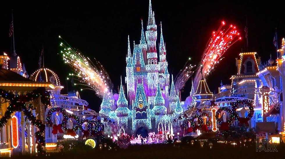 Why Christmas at Walt Disney World is the Best