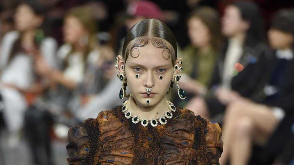 Baby Hairs: The Origin Of 2015's Hottest Hair Trend