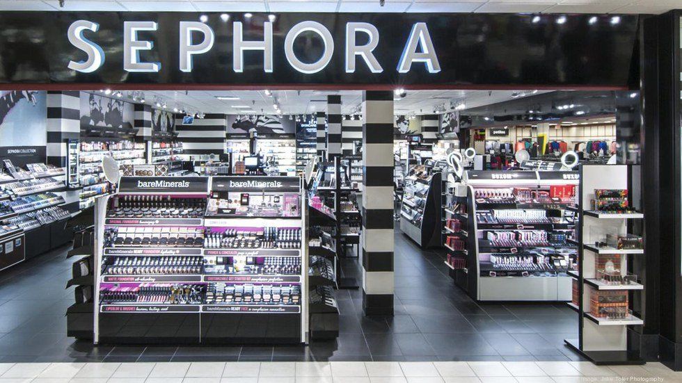 14 Thoughts You Have When Walking By A Makeup Counter