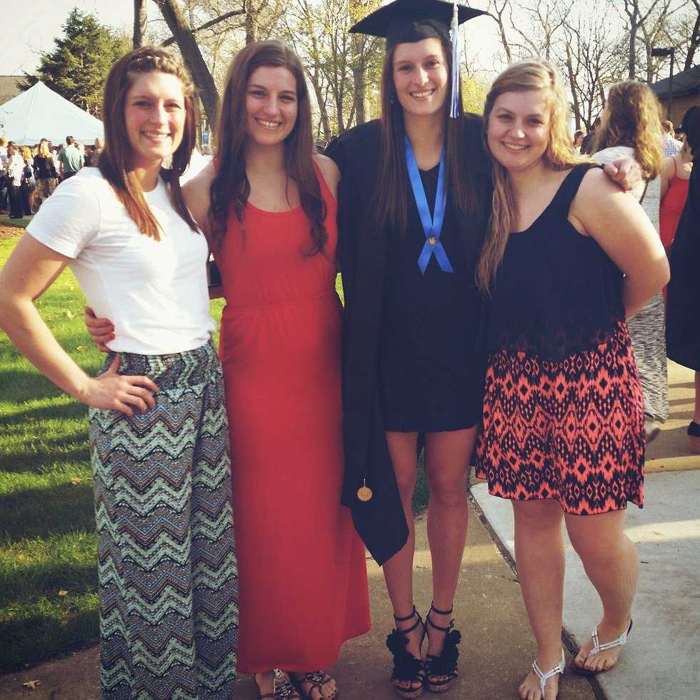 The Benefits Of Growing Up With All Sisters