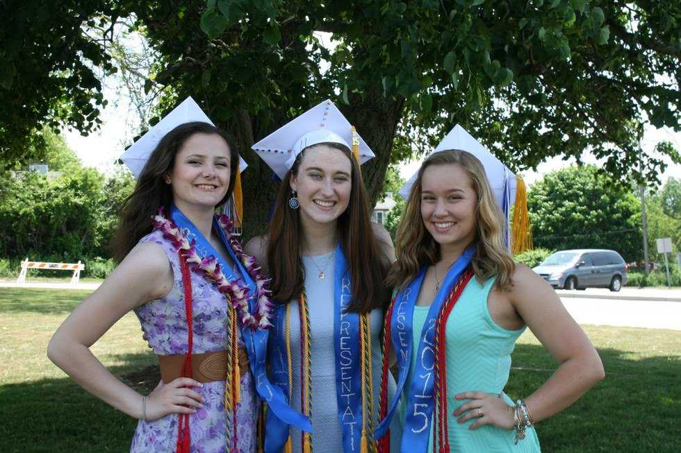 Why Your Hometown Best Friends Are Your Best Friends For Life