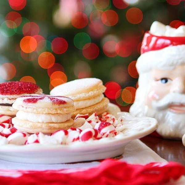 13 Fun Holiday Inspired Treats To Make This Year