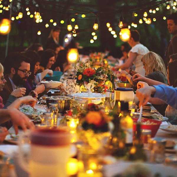 13 Ways To Deal At Big Family Gatherings