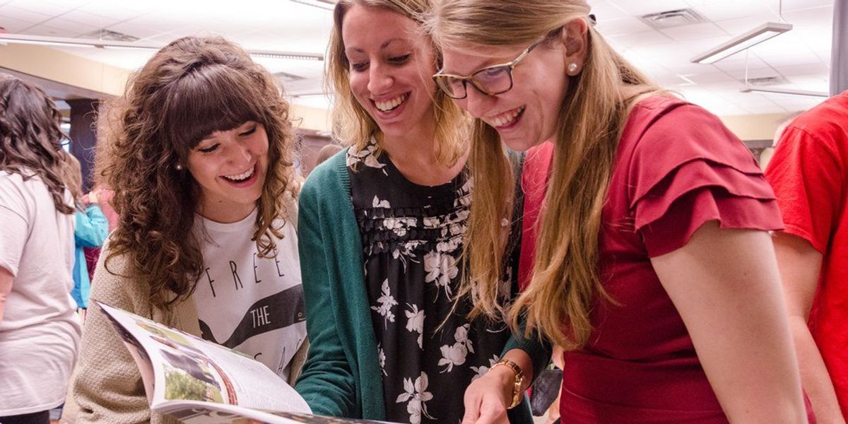 Pr Major 14 Misconceptions About Public Relations Majors | The Odyssey Online