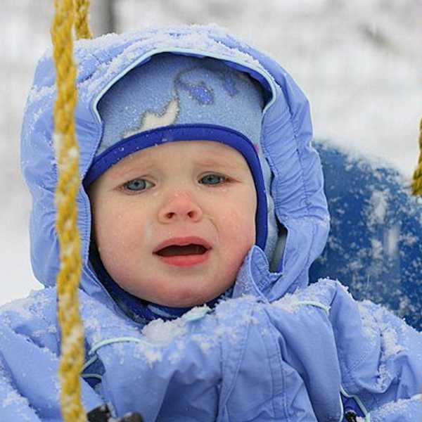 How To Cope With Being Single In The Winter