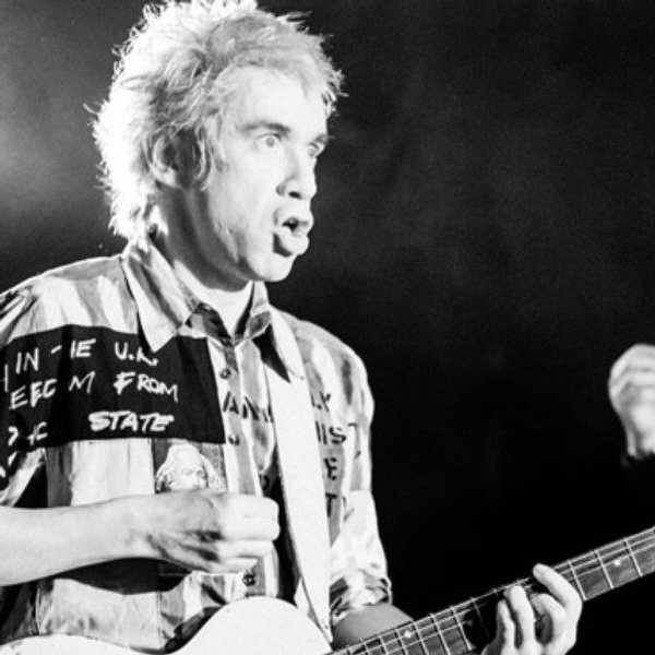 Punk Rock 101: 13 Throwback Songs To Get You Through Finals