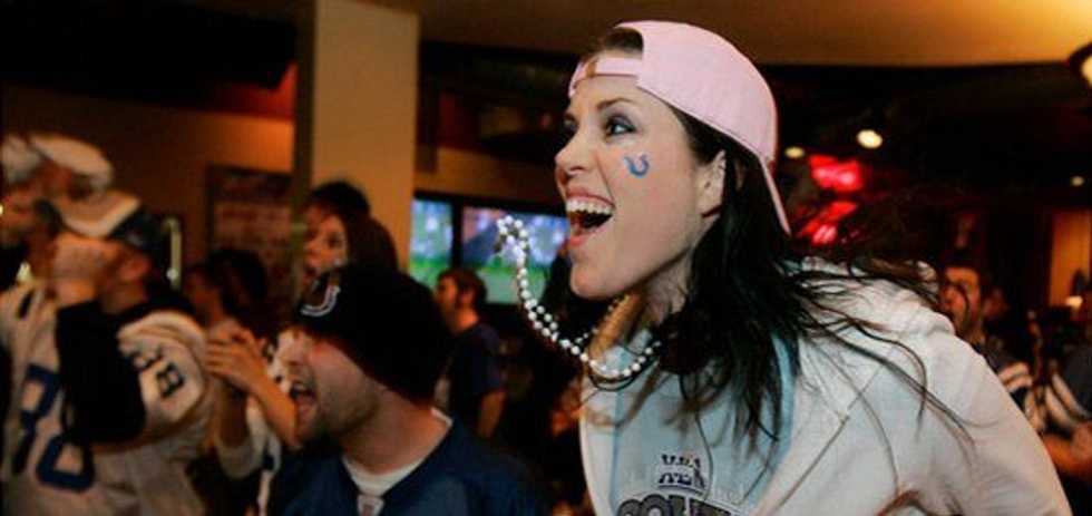 15 Reasons To Love A Girl Who Loves Sports