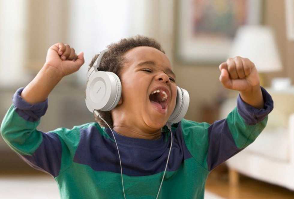 4 Artists You Probably Haven't Listened To Yet But Need To