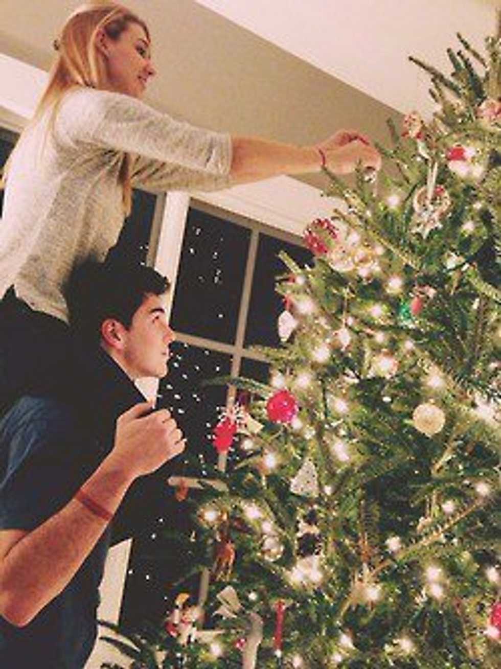 8 Fun (And Cheap!) Winter Date Ideas For College Couples
