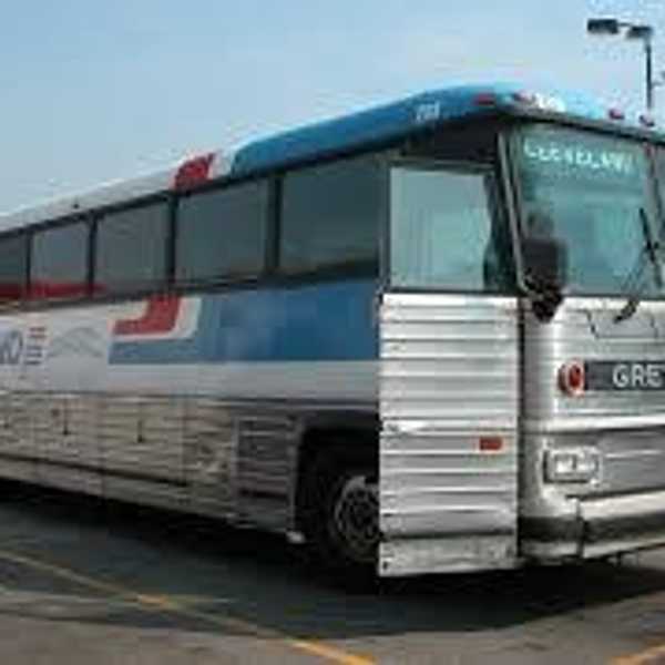 11 Downfalls Of Traveling By Bus