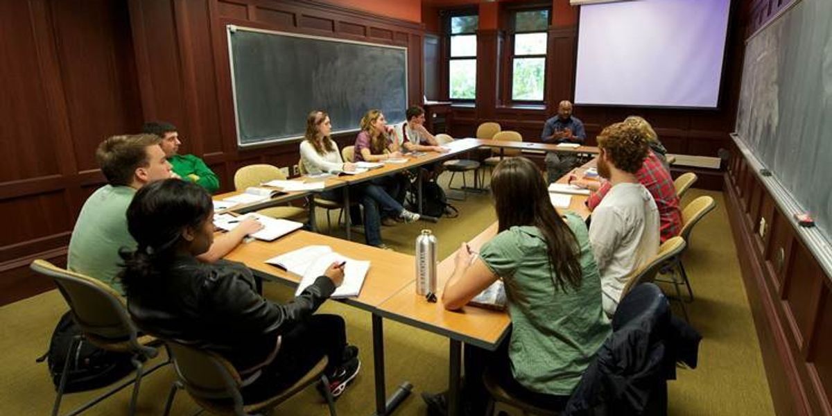 Having Classes 17 Things That Happen In Smaller Classes | The Odyssey Online