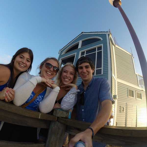 A Letter To My Long-Distance BFFs