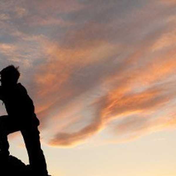 Why We Dislike Accepting Help From Others