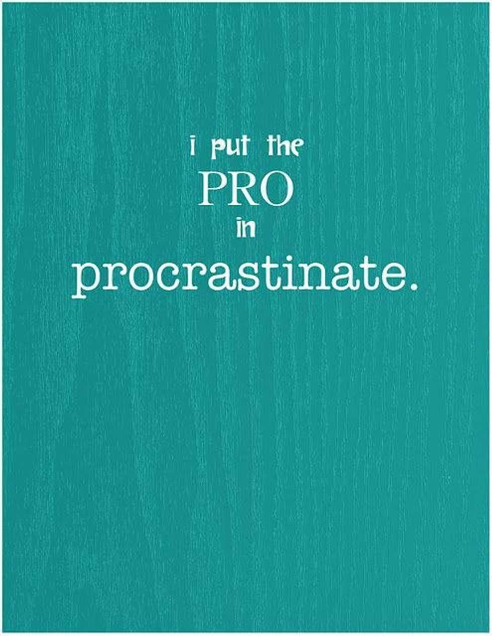 25 Thoughts College Students Have While Writing A Paper