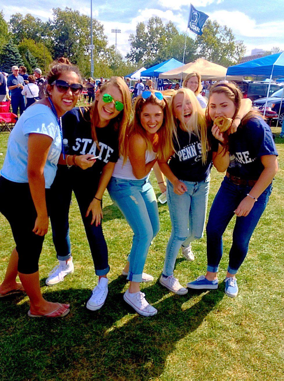 25 Reasons to Be Thankful for Your Best Friends