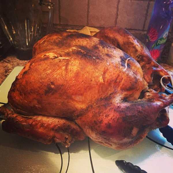 The 8 Stages Of Thanksgiving Dinner