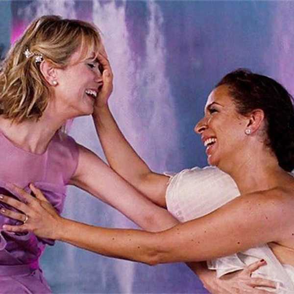 10 Things That Happen When You Reunite With Your Best Friends Thanksgiving Break