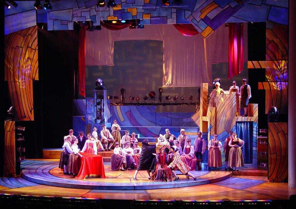 10 Ways Theatre Helped Prepare Me For College