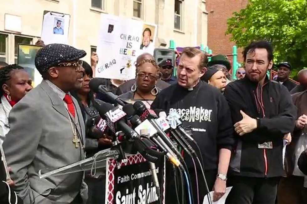 Spike Lee's Take On Gun Violence in "Chi-Raq" Enrages Chicago Residents