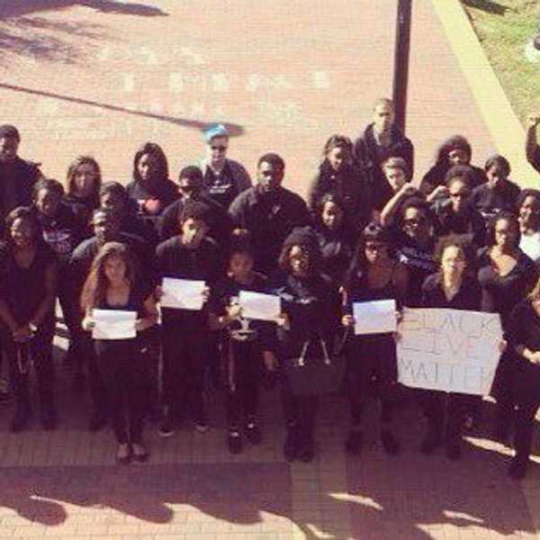 #WUstandswithMizzou