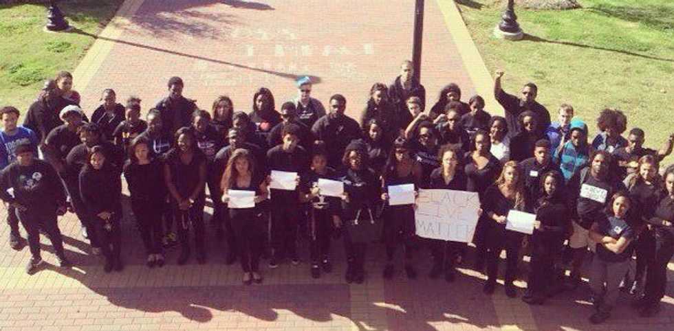 #WUstandswithMizzou