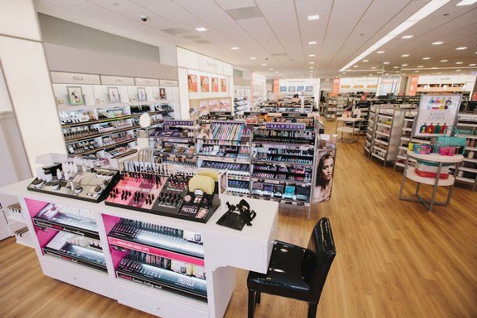 10 Things That Happen When You Walk Into Ulta