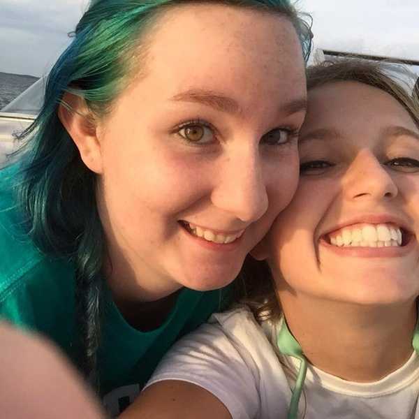 7 Reasons Your Best Friend Might Be Your Soulmate