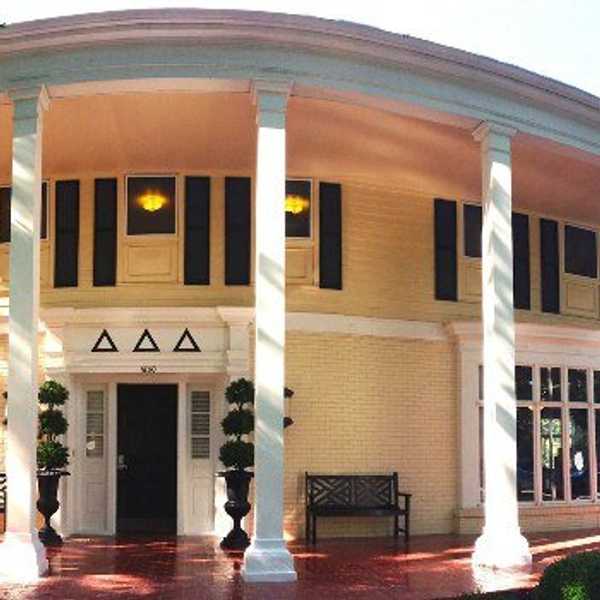 Visiting Your Sorority At Other Universities Is Worth Your Time