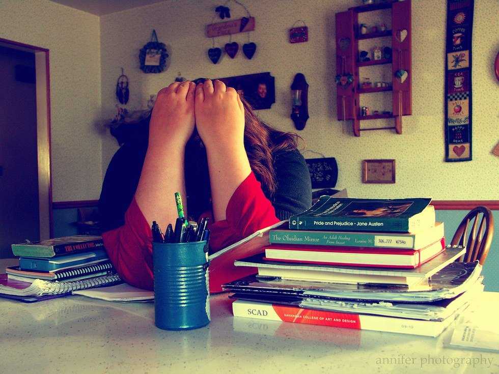 10 Signs You Caught A Case Of Mid-Semester Blues