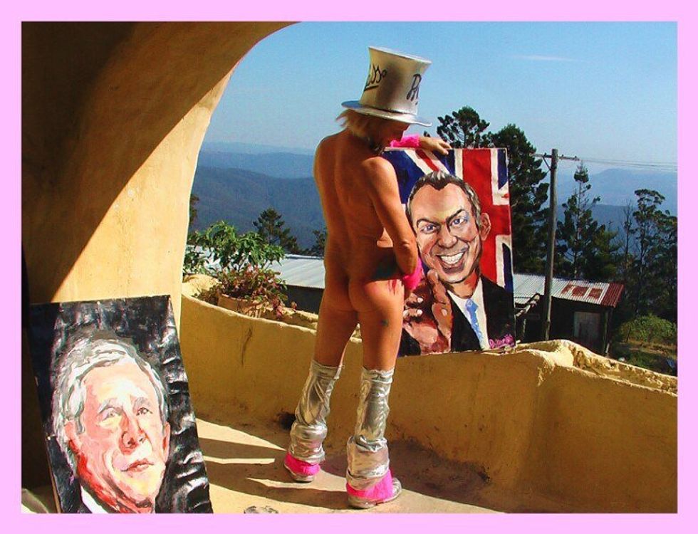 Meet The Artist Who Paints With His ...