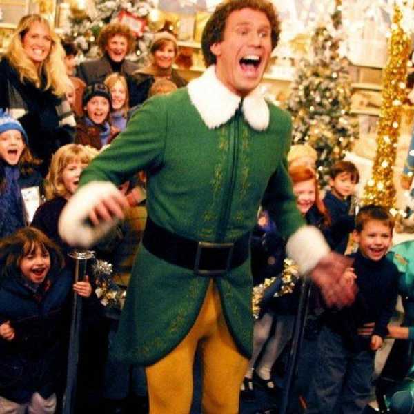 8 Signs That You Love Christmas Too Much