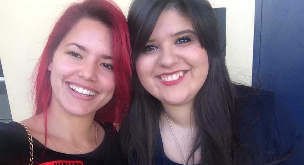 Why Having A Long-Distance Best Friend Both Sucks And Rocks