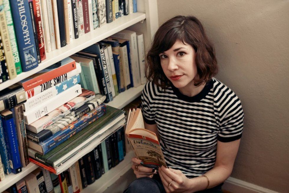 Carrie Brownstein Reintroduces Herself Through New Memoir