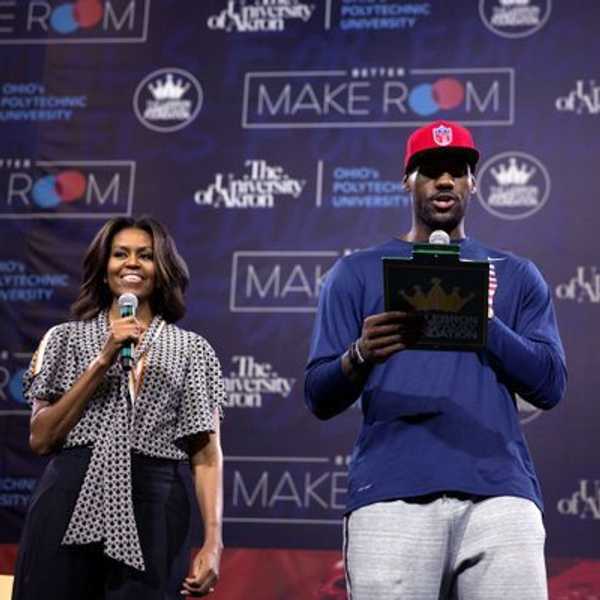 The First Lady And The King Visit Akron