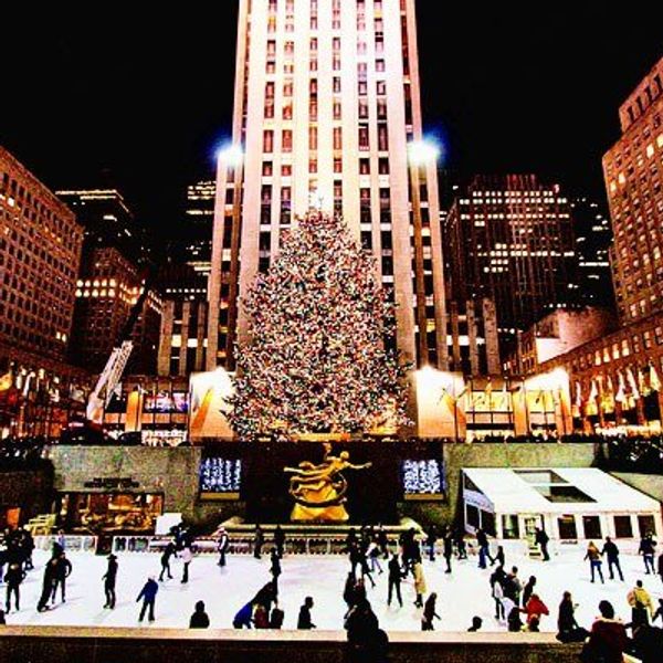 11 Things That Happen To Holiday Lovers After Halloween