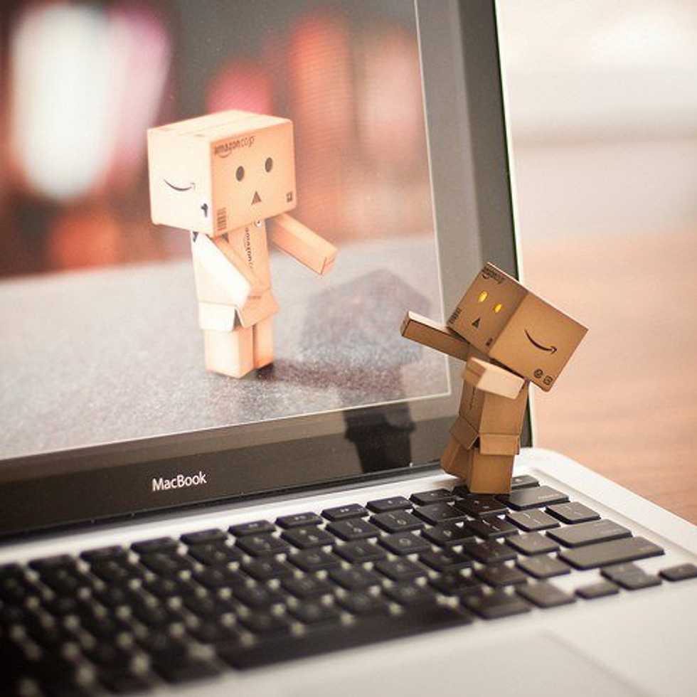 7 Things People In Relationships Don't Get About LDRs