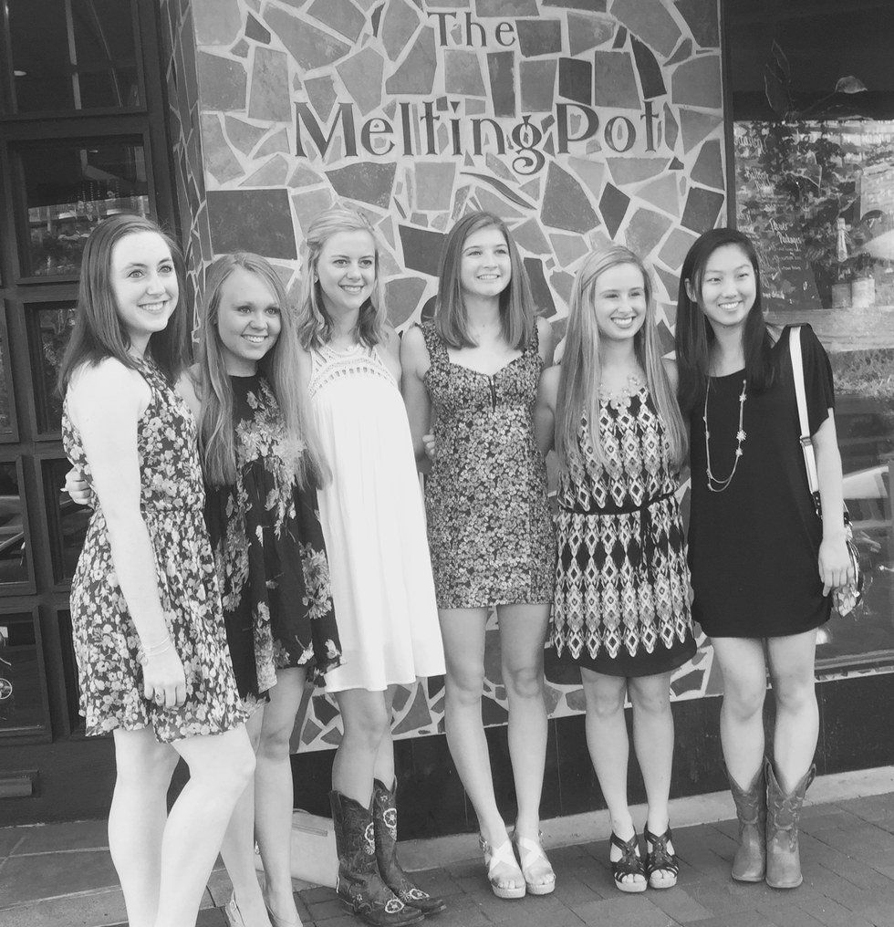 Living Hundreds Of Miles Away From My Best Friends