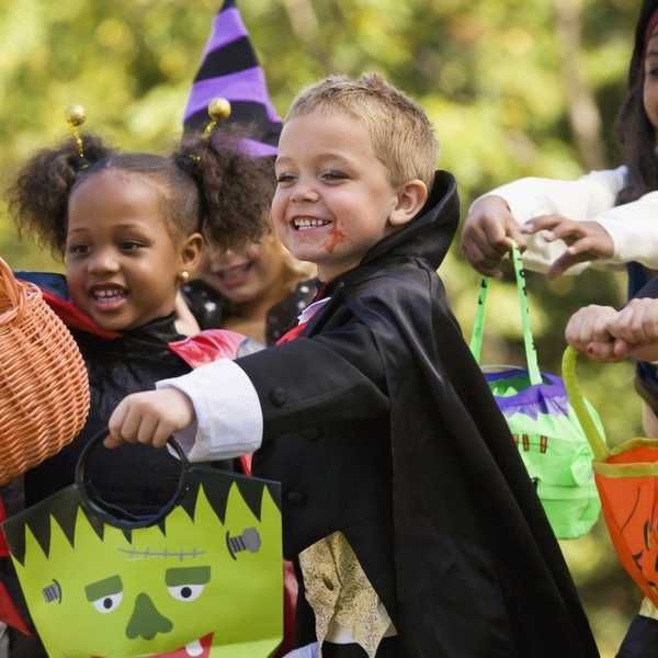 11 Things We Miss About Halloween As A Child