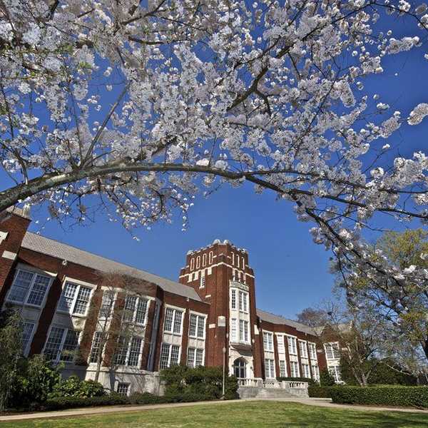 8 Reasons College Is Better Than High School