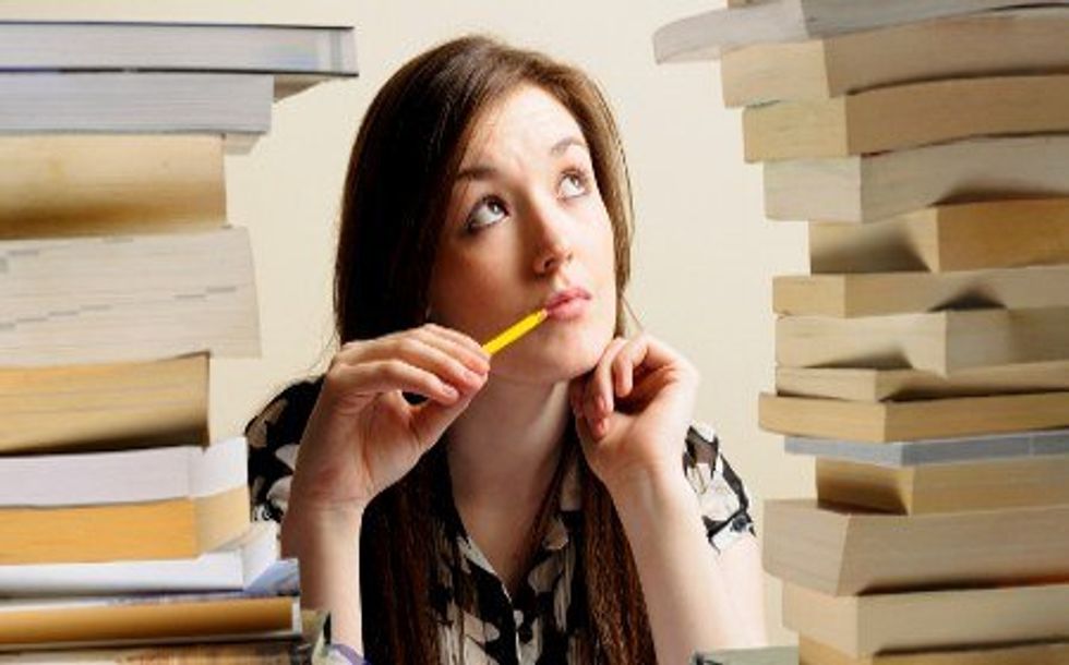 14 Things The Person Sitting Next To You In Class Is Probably Thinking