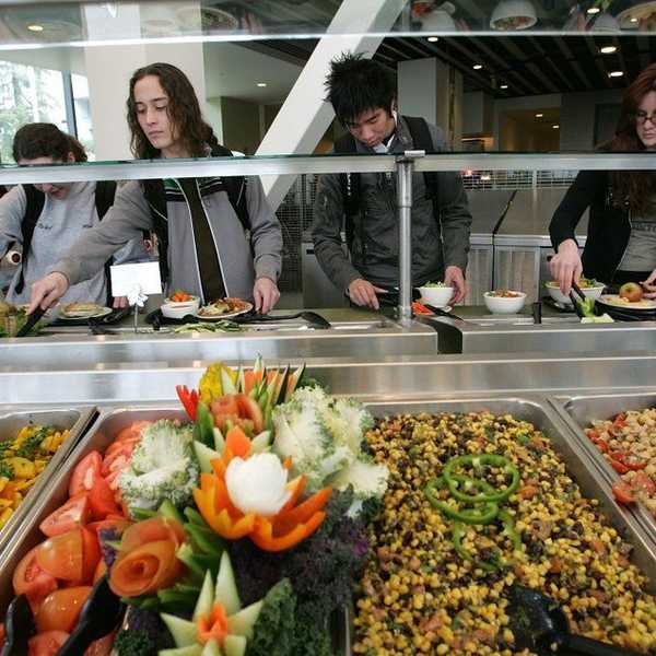 Is Healthy Eating Possible at College?