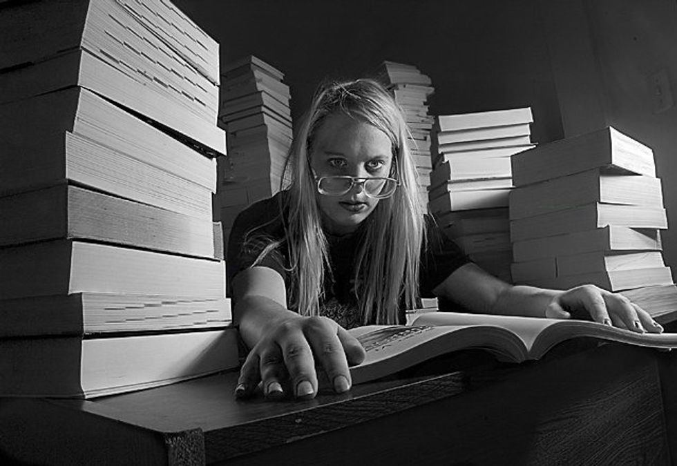 12 Ways To Distract Yourself From Soul-Crushing Midterms